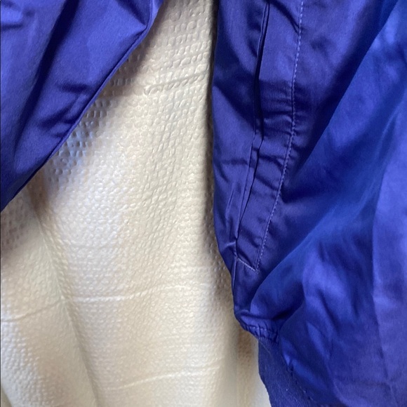 IZOD Golf size large Vibrant Blue V-Neck pullover sun protection rain weather - Picture 3 of 7